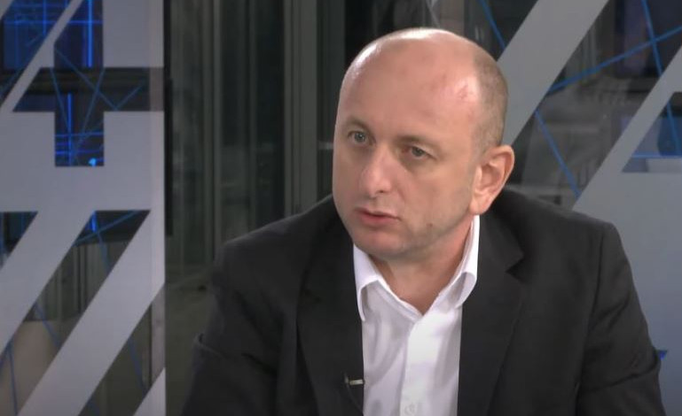 Knežević: Spreman da razgovaram sa Spajićem ako će teme biti jezik, zastava i državljanstvo